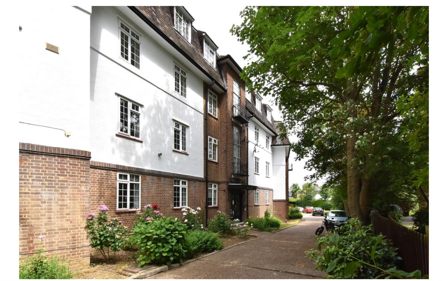 London - 2 Bed Flat, Vale Lodge, SE23 - To Rent Now for £1,800.00 p/m