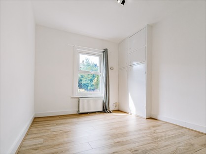 2 Bed Terraced House, Cowper Street, LU1