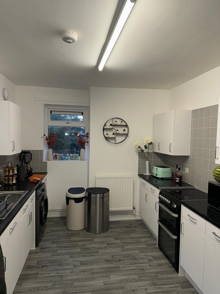 Room in a Shared House, Birmigham, B20 photo 2