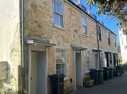 3 Bed End Terrace, Ward Cottage, PO31