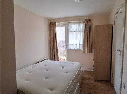 Studio Flat, Riddons Road, SE12