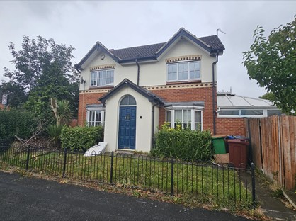 3 Bed Detached House, Fenside Road, M22