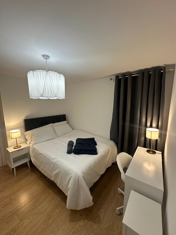 2 Bed Flat, Tramway Court, E1 photo 5