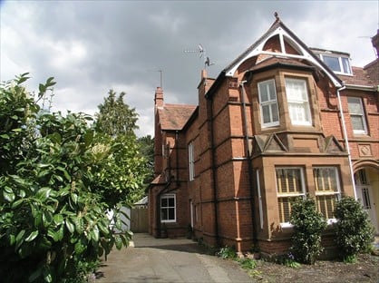 Room in a Shared House, Priory Road, CV8