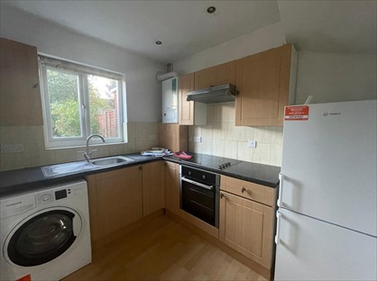 3 Bed Terraced House, Northfield Park, UB3
