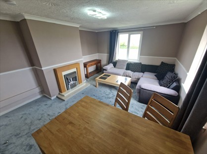 3 Bed Flat, Hadrian Way, EH51