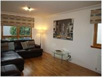 2 Bed Flat, Johnston Court, FK2