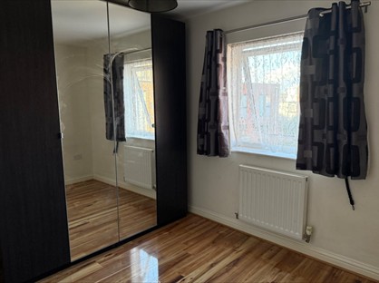 Room in a Shared House, Draper Close, RM20