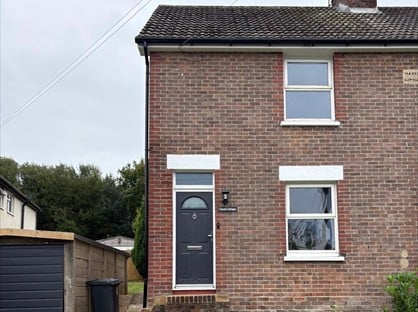 3 Bed Semi-Detached House, Hazell Cottages, TN6