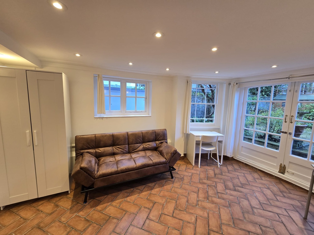 Additional image 5 of Studio Flat, Addison Road, W14, N1 7GU