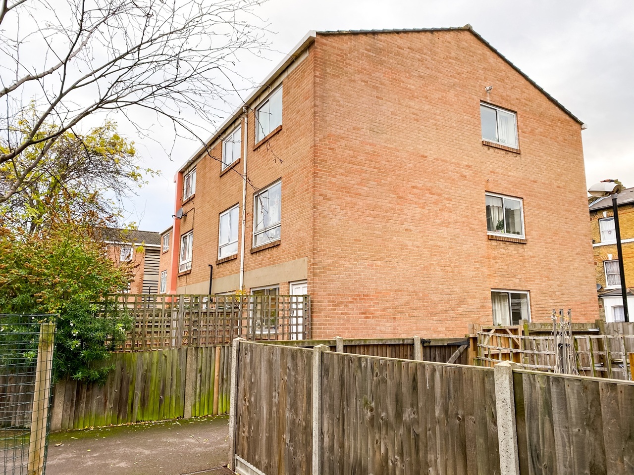 Room in a Shared House, Chatham St, SE17
