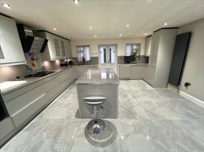 5 Bed Terraced House, Sunleigh Road, HA0