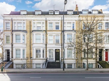 Studio Flat, Warwick Road, SW5