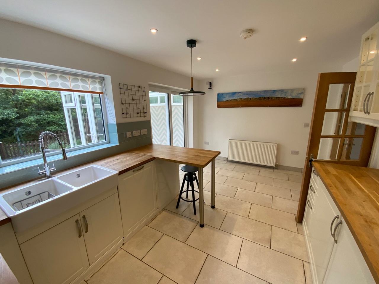 4 Bed Semi-Detached House, Totley Brook Road, S17