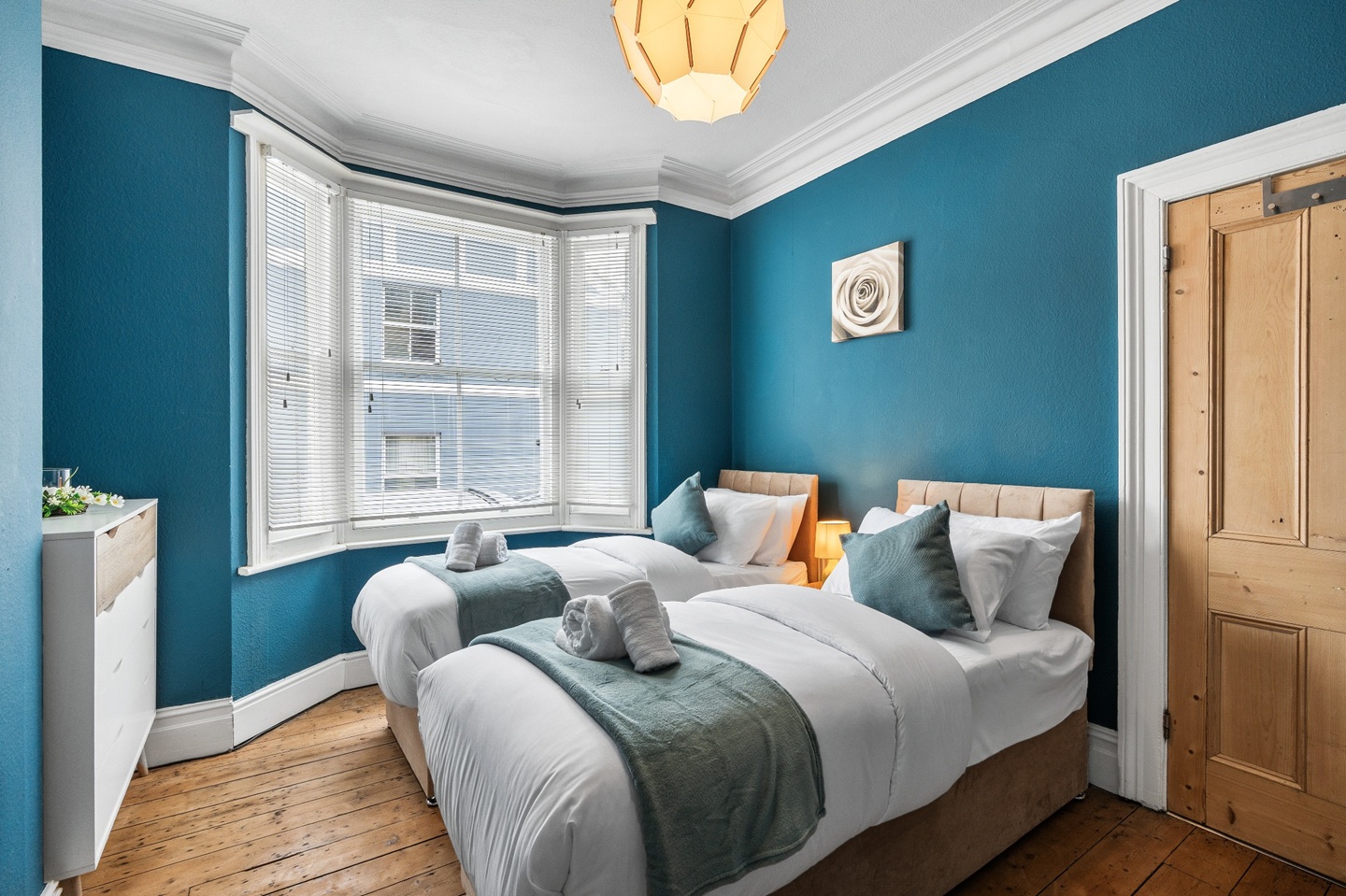 3 Bed Terraced House, Brewer Street, BN2, N1 7GU