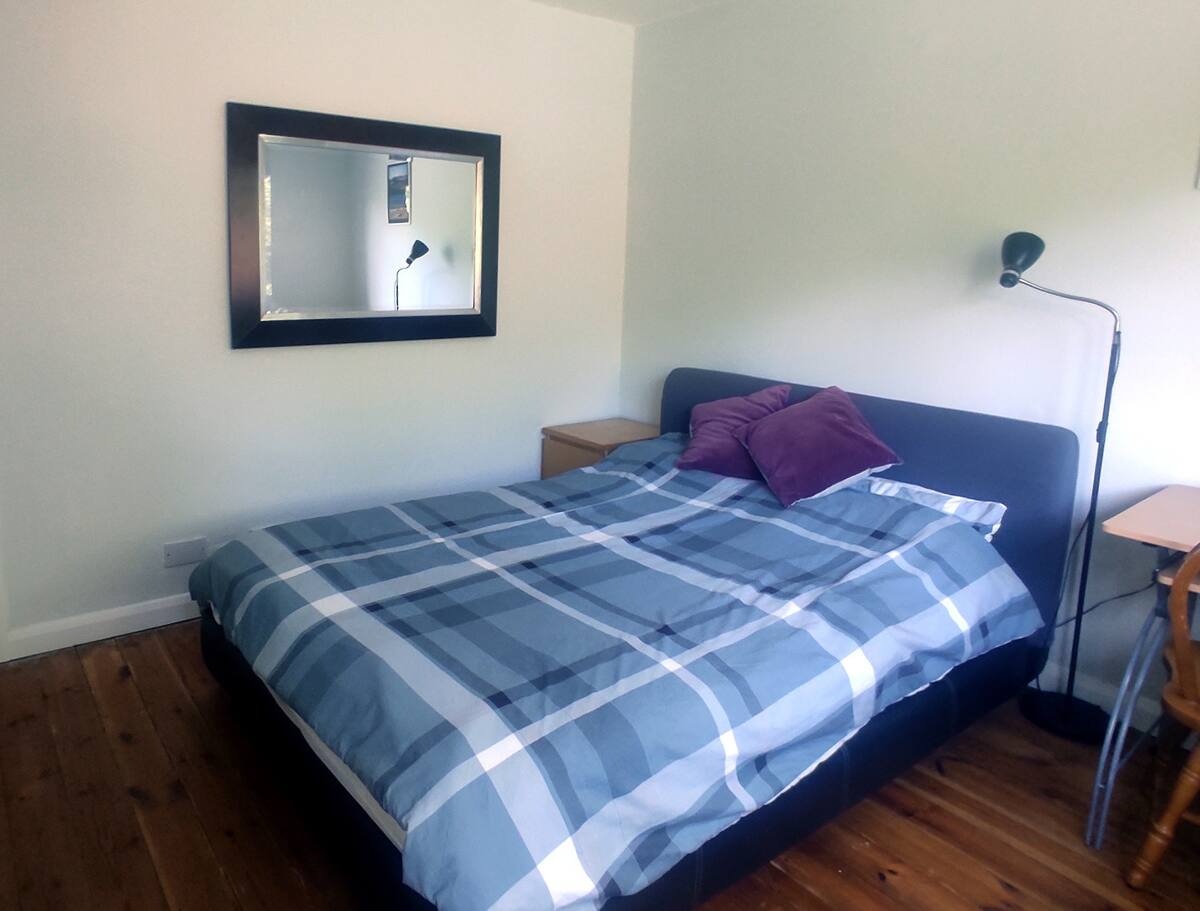 Additional image 2 of 3 Bed Flat, Isfield Road, BN1, N1 7GU