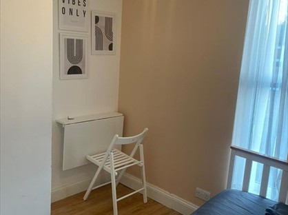 Room in a Shared House, Viola Close, SS15