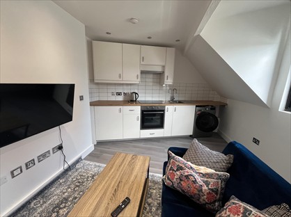 1 Bed Flat, New Briggate, LS2