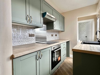 2 Bed Terraced House, Castle Street, LN1