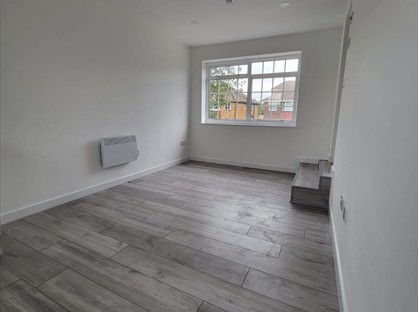 Studio Flat, Newdene Avenue, UB5