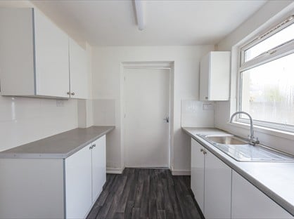 3 Bed Terraced House, Burlington Street, CF63