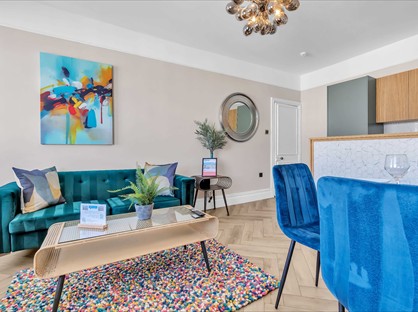 2 Bed Flat, Hove, BN3