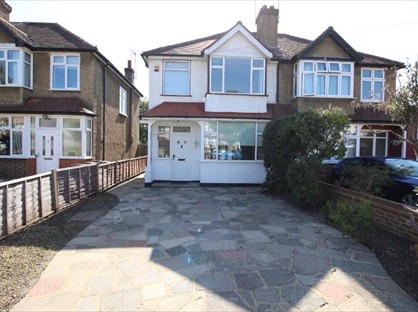 3 Bed Semi-Detached House, Sandringham Road, KT4