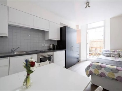 Studio Flat, Gloucester Street, SW1V
