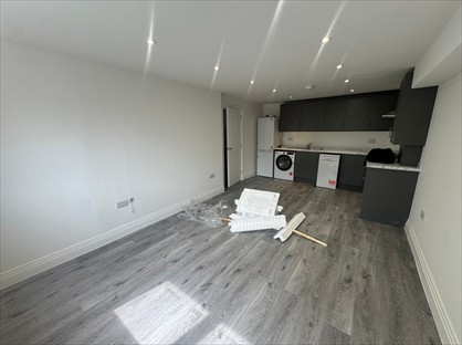 1 Bed Flat, Barge Drive, UB2