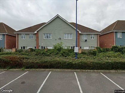 2 Bed Terraced House, Meadow Close, TA6