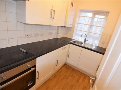 2 Bed Flat, East Street, IG11