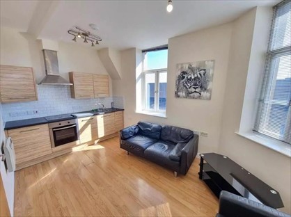 1 Bed Flat, Bradford, BD1