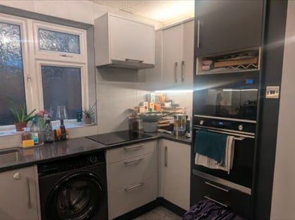 2 Bed Flat, East London, IG9