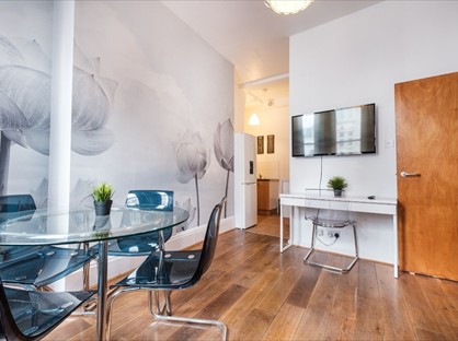 1 Bed Flat, Adam & Eve Court, W1D