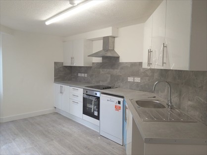 6 Bed Terraced House, Breams Field, SS16