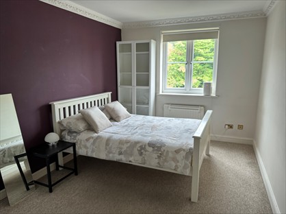 Room in a Shared Flat, Hale Lane, HA8