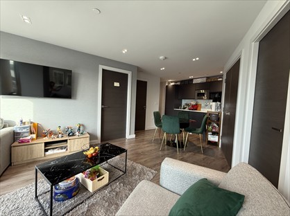 2 Bed Flat, Park Lane, L1