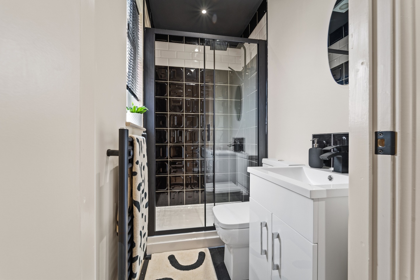 Additional image 3 of Room in a Shared House, Vicarage Avenue, DE23, N1 7GU