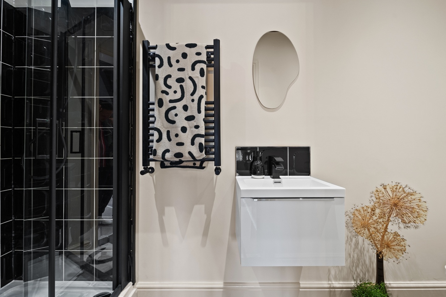 Additional image 2 of Room in a Shared House, Vicarage Avenue, DE23, N1 7GU