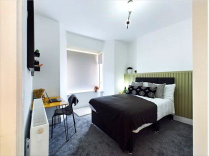 Room in a Shared House, Park Place, SA2