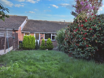 2 Bed Bungalow, Madells, CM16