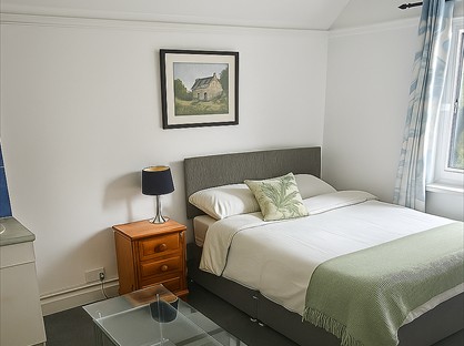 Room in a Shared House, Carlton Road, S80