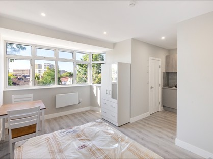 Studio Flat, Whitton Avenue West, UB6