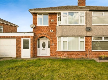 3 Bed Semi-Detached House, Dolphin Crescent, CH66