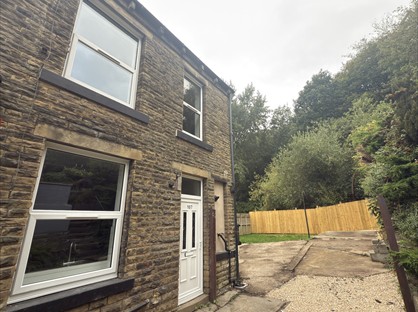 2 Bed Terraced House, Park Road, HX5