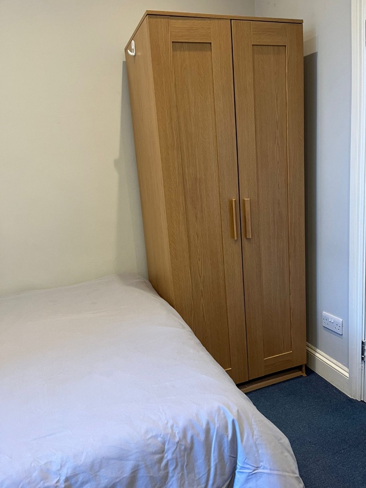 Additional image 3 of Studio Flat, Courtfield Gardens, SW5, N1 7GU