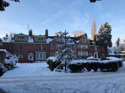 Studio Flat, Malling Place, ME19