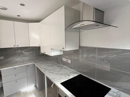 3 Bed Semi-Detached House, Jubilee Road, DE24