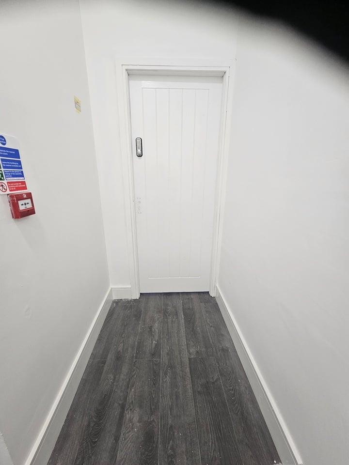 Additional image 5 of Studio Flat, Oxford Street, DE1, N1 7GU