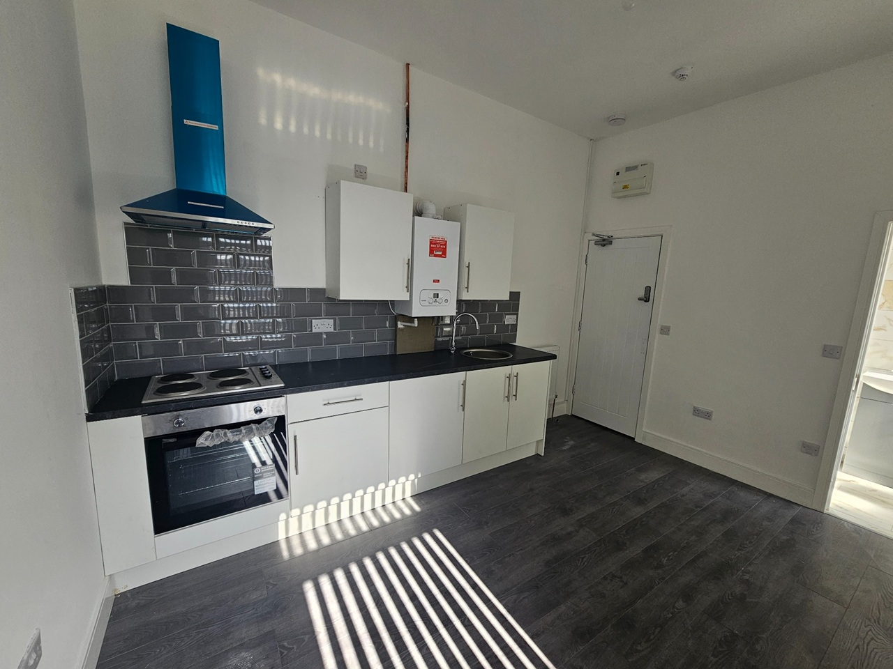 Additional image 12 of Studio Flat, Oxford Street, DE1, N1 7GU